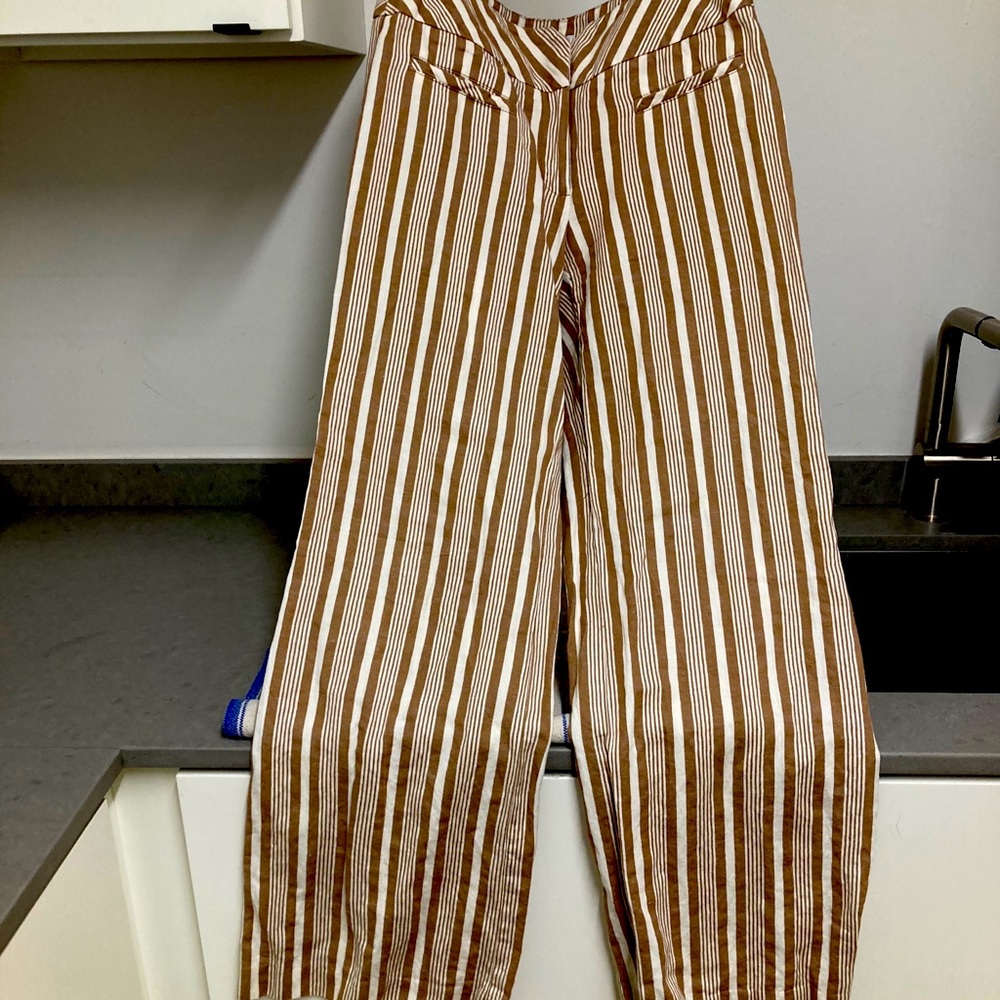 Tina Turk Pants size 6 light-brown w white stripes